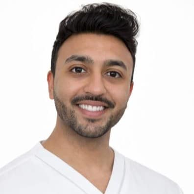 Dr Magesh